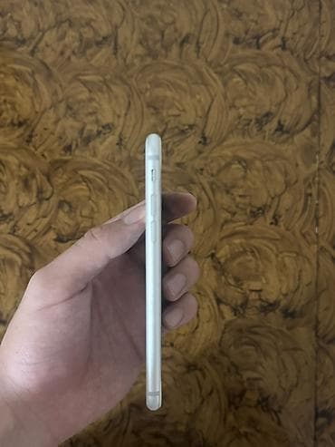 iphone 13 mini 128: IPhone 8, Gümüşü, Barmaq izi — 3