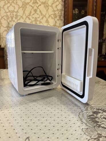 холодильник для машины: Portativ mini soyuducu, ağ rəngdədir və səyahətlər, avtomobil — 2