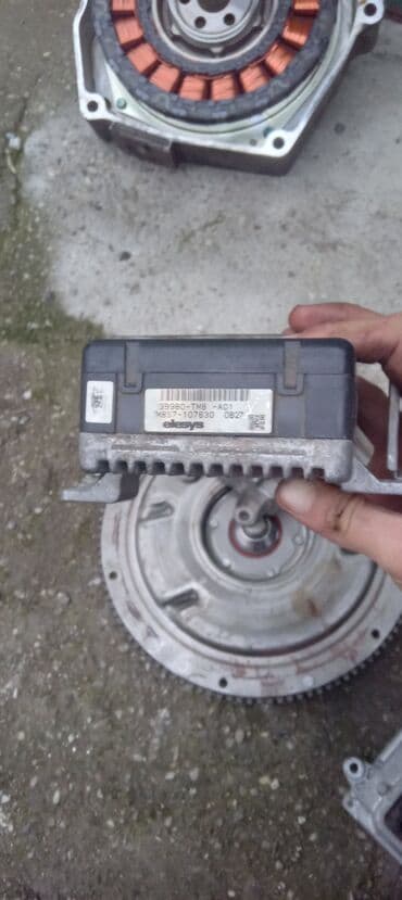 prius batareyasi: Hibrit batareylarin beyini Honda Insight Diger orginal ehtiyyat — 1