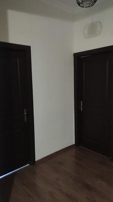 taxta gapi: Salam, Hövsan Mida 1 də 6 ədəd qapı satılır. 2 ədəd hamam və wc üçün — 3