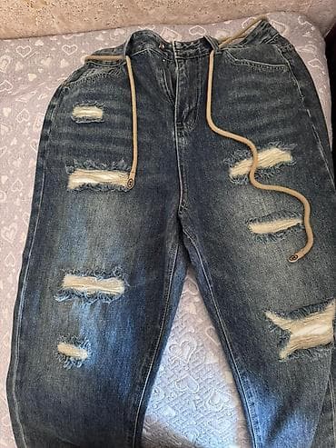 giyimler: Yamağlı baggy cins şalvar,Narbakudan alınıb 40 azne cemi 2 defe — 2