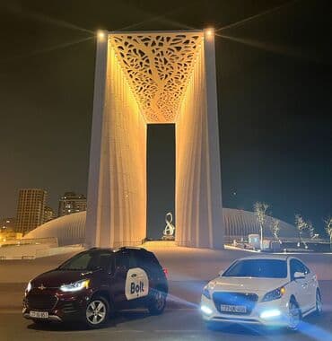 такси: Водитель такси требуется, Транспорт предоставляется, Еженедельно оплата, 3-5 лет опыта — 15