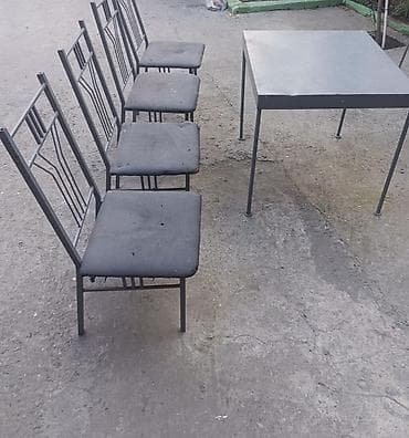 quxna stulu: Mətbəx üçün, Açılmayan, Kvadrat masa, 4 stul — 2