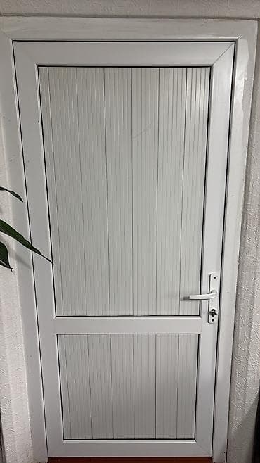 plastik gapilar: PVC qapı və pəncərə dəsti Məhsul tərkibi: her biri 50 azn - 1 ədəd — 4