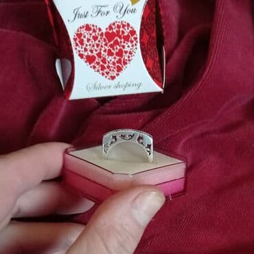 qirmizi ip qolbaqlar: Dəstə daxildir: Üzük, Gümüş — 10