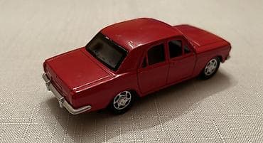 oyuncaq masin type 1: Qırmızı rəngdə metal oyuncaq avtomobil modeli - Korpus: die-cast — 4
