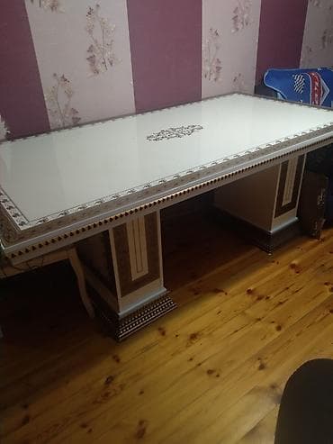 Qonaq masası, İşlənmiş — 2