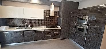 Müasir dizaynlı mətbəx mebeli dəsti - Ön panellər: yüksək parlaq