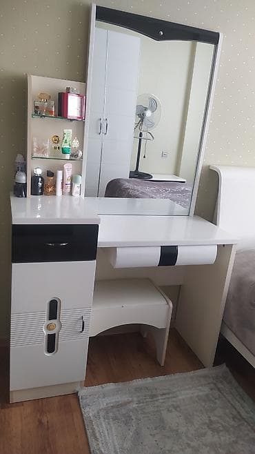 İkinəfərlik çarpayı, Dolab — 4