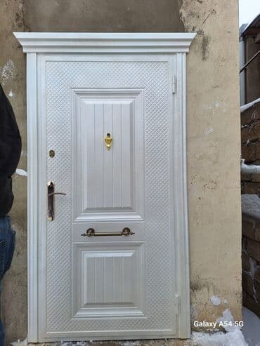 qapi uzluyu: Giriw qapılar satisi 300 manatdan 700 manat dek her nov qapılarin — 5