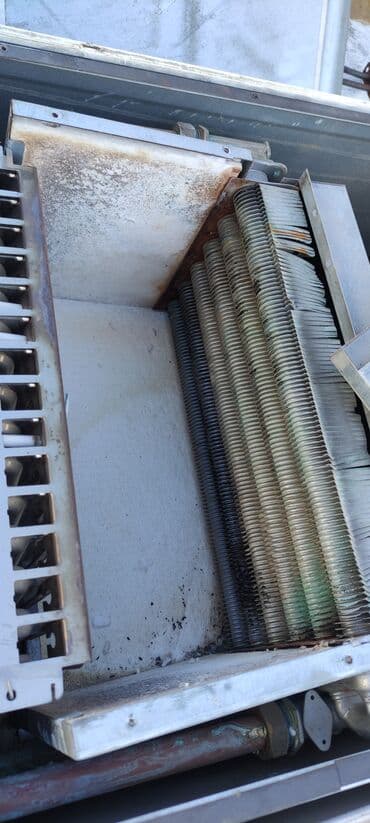 ev qizdiran: Arxasında olan balona görə sökülüb istəyən olsa ustalara falan işə — 7