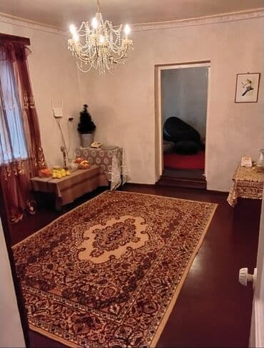 1 otagli ev: M.Ə. Rəsulzadə qəs. 4 otaqlı, 330 kv. m, Təmirsiz — 6