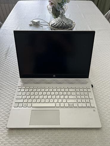 komputer notebook: HP Pavilion 15 (model 15-cs3056ur) noutbuk Texniki xüsusiyyətlər: - — 1