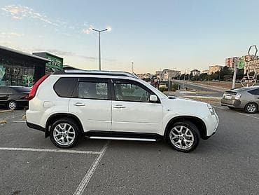 Nissan X-Trail: 2.5 l | 2011 il Krossover — 7
