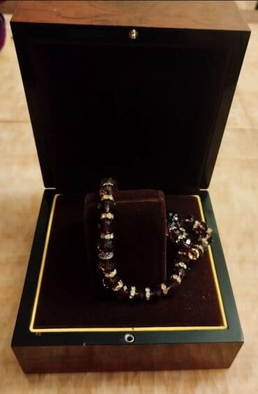 pandora qutusu: Bilərzik, Ünvandan götürmə — 3