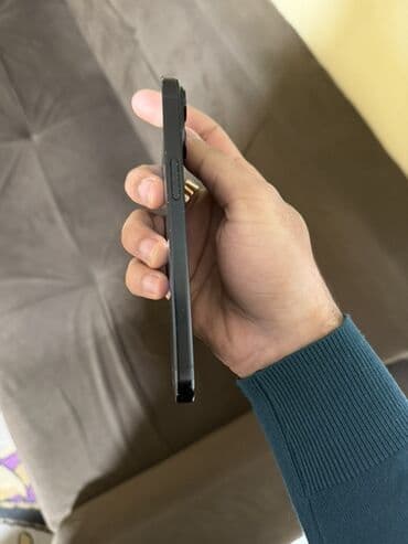 alfa r36: IPhone 15, 128 GB, Qara, Face ID — 5