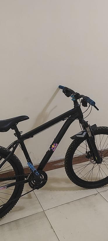 Velosiped keçən yay 440 manata alıbınıb və çox sürülməyib,üzərinə — 4