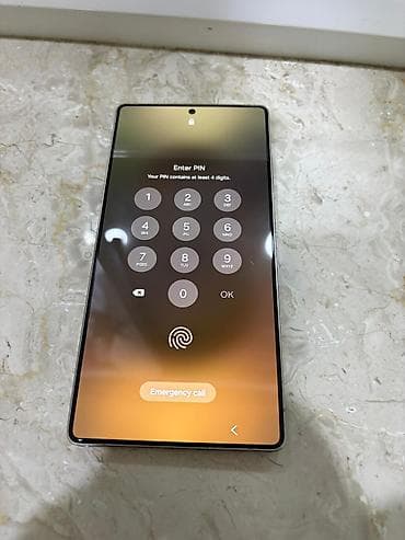 Samsung Galaxy S25 Ultra, 256 GB, Simsiz şarj — 7