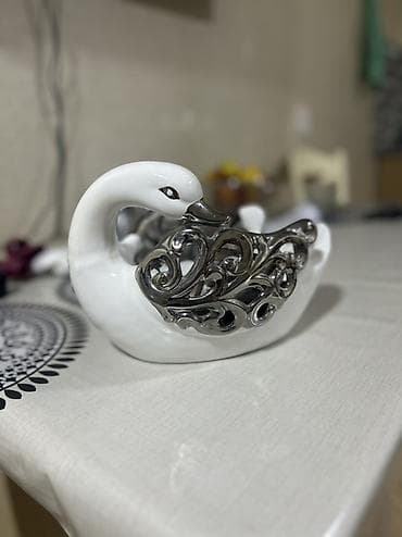 qar adami sekilleri: Fiqur, Keramika, rəng - Ağ — 1