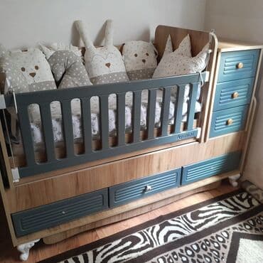 Demek olar ki hec isdifade edilmiyib usaq yatmir deye satilir icinde