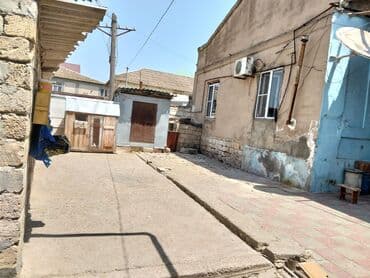 qara qarayev: Əmircan qəs. 3 otaqlı, 150 kv. m — 10