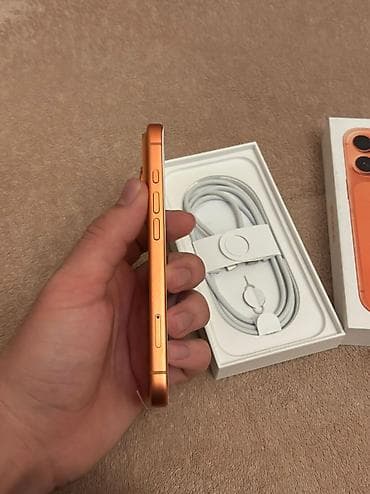 iphone ekranlari: IPhone 17 Pro, 256 GB, Narıncı, Zəmanət, Barmaq izi, Simsiz şarj — 3