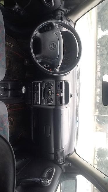 Opel Corsa: 1.4 l | 1998 il Hetçbek — 7