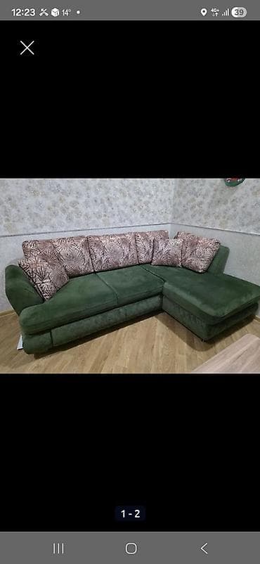 Künc divan, Parça