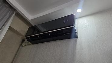 kondisioner servis: AUX divar tipli kondisioner – qara şüşə ön panel və LED temperatur — 2