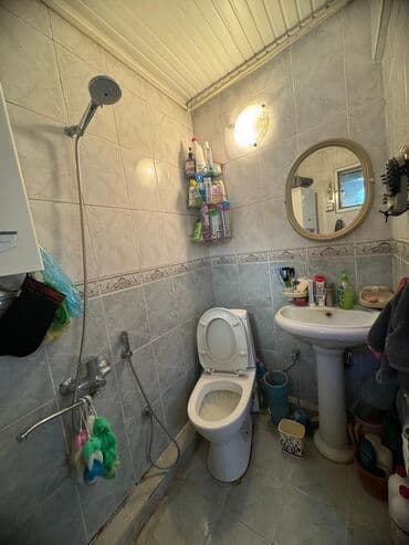 продаю дом: 7 комнат, 216 м², Средний ремонт — 8