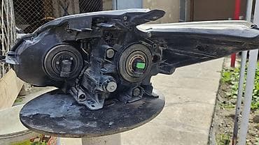 rav 4 fara: Sağ, Yaxın və uzaq vuran işıqlar Toyota, Orijinal, Yaponiya — 6