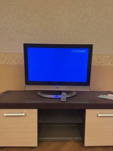 lcd: Televizor JVC LCD 32" — 2