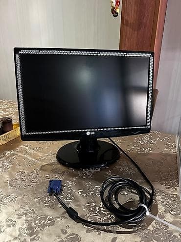 komputer korpus: LG Flatron LCD monitor W2242S/W2242ST 22 düym İşlək vəziyyətdədir — 1
