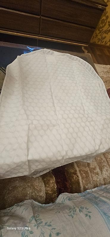 вешалка настенная для одежды: Teze 3 lu asilan paltar goruyucusu, 1 denesi uzun palto,uzun ziyafet — 2