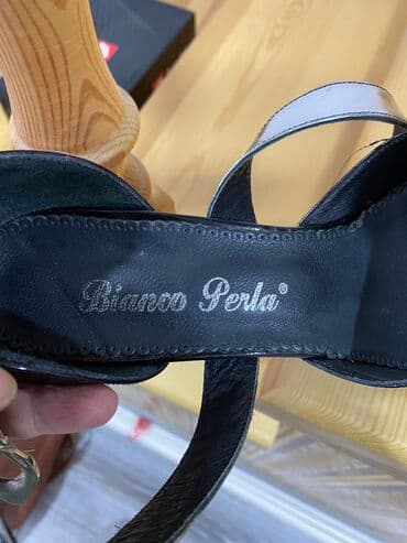 туфли новая не одевала не разу: Туфли, Размер: 38, цвет - Черный, Б/у — 4