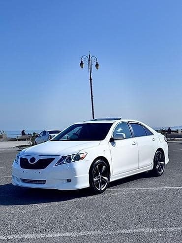 ford 8 1: VIS : 2.4 l | 2008 il Sedan — 3