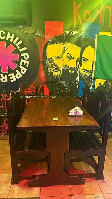 masa kafe: Satışa keyfiyyətli masiv taxtadan hazırlanmış stol və 4 ədəd stul — 4