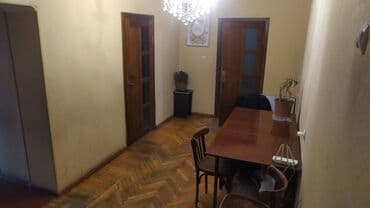 9 ci mikrorayon satilan evler: Bakı, 3 otaqlı, Köhnə tikili, m. Nəriman Nərimanov, 98 kv. m — 8