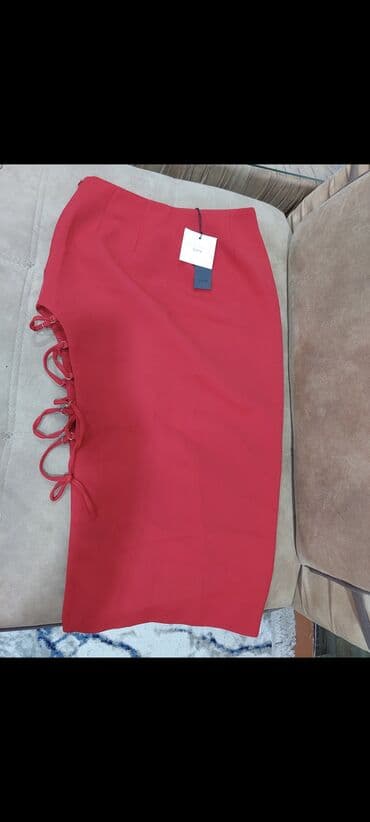 Qadın geyimleri 9 aznden baslayir. bir nece geyim alana endirim ve