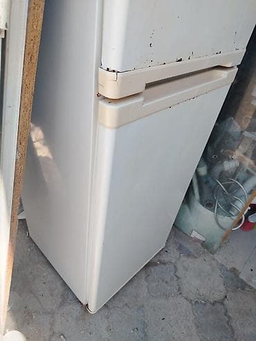 qapi zvanoku: İşlənmiş 2 qapılı Beko Soyuducu Satılır, rəng - Ağ — 3