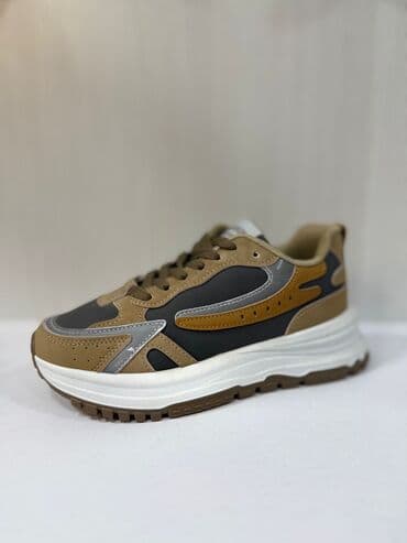 Kişi üçün idman ayaqqabısı – şəhər və gündəlik geyim üçün rahat model lalafo.az -da Kişi üçün idman ayaqqabısı – şəhər və gündəlik geyim üçün rahat model