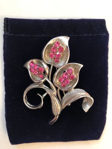 1 qram qızıl neçə manatdır 2025: Broş Tulpan🌷15 azn — 1