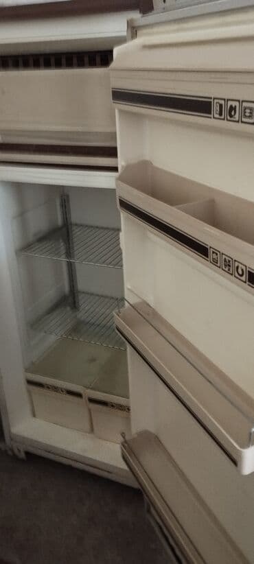 indesit soyuducu ehtiyat hisseleri: İşlənmiş 2 qapılı Orsk Soyuducu Satılır, rəng - Ağ, Təkərli — 1