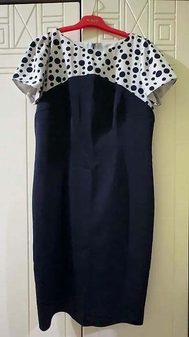 детское платье в горошек: Qadın paltarı – iki rəngli, dizdən bir qədər aşağı uzunluqda klassik — 1