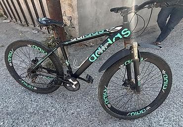 araba: 29 luq Adidas velosiped Şəkildə göründüyü kimidi. Qiyməti 100 manat — 1