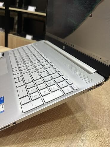 Avtoelektronika: İşlənmiş HP Pavilion, 15.6 ", Intel Core i5, 256 GB, Ödənişli çatdırılma — 5
