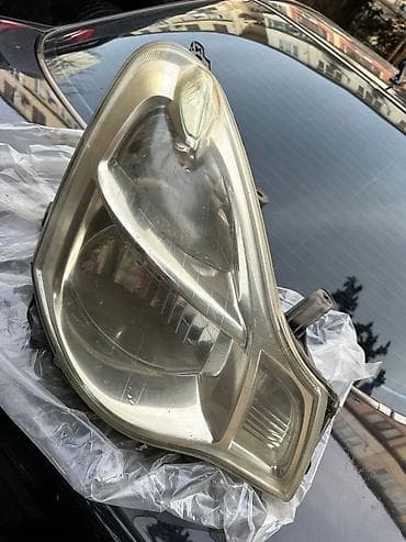 Sol, Yaxın və uzaq vuran işıqlar Nissan, 2016 il, Orijinal lalafo.az -da Sol, Yaxın və uzaq vuran işıqlar Nissan, 2016 il, Orijinal