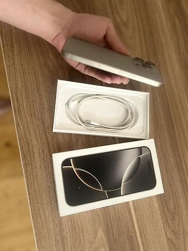 npad 16: IPhone 16 Pro, 128 GB, Natural Titanium, Simsiz şarj — 5