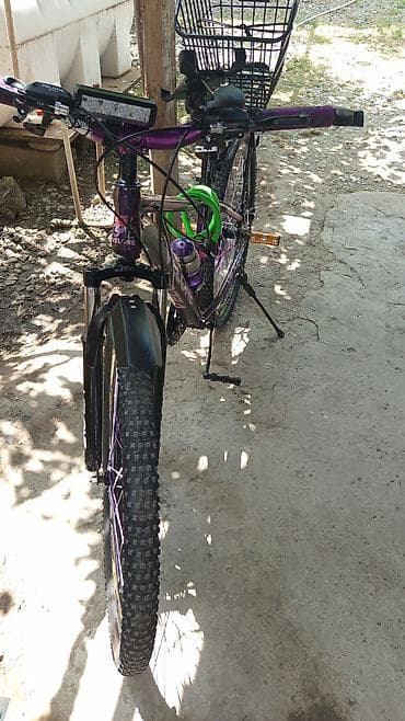velo disk: Velone dağ/şəhər velosipedi – bənövşəyi-metalik rəngdə, alüminium — 8