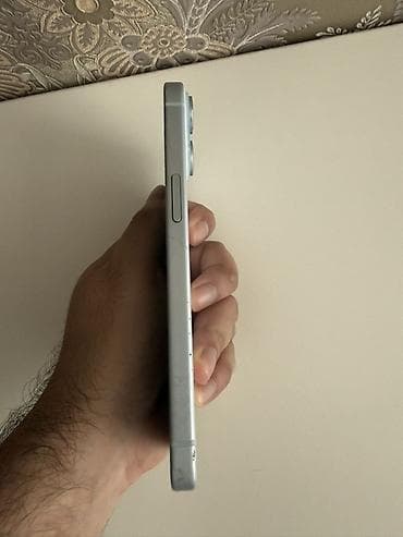 IPhone 15, 128 GB, White Titanium — 5